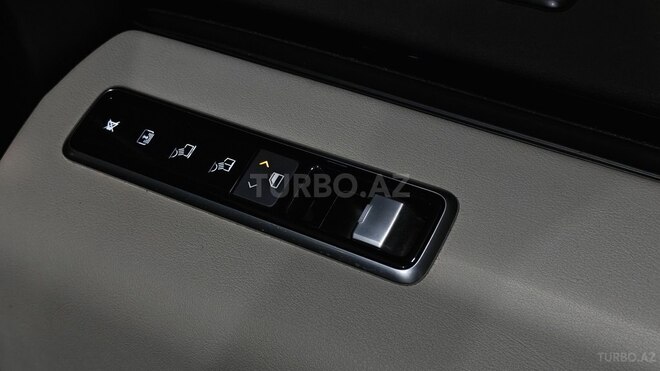 Land Rover Range Rover-17