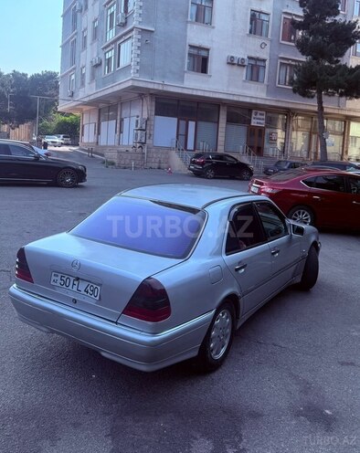 Mercedes C 240-3