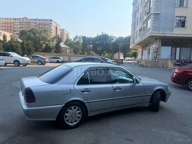 Mercedes C 240-2