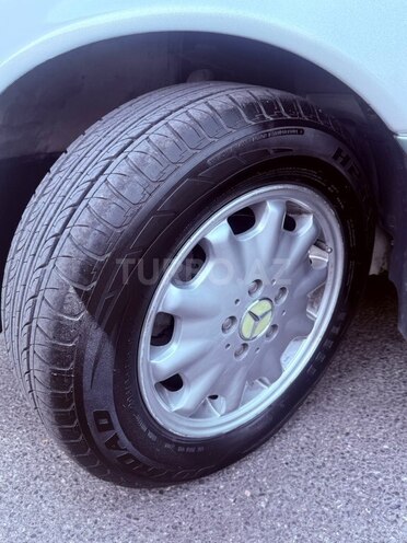 Mercedes C 240-4