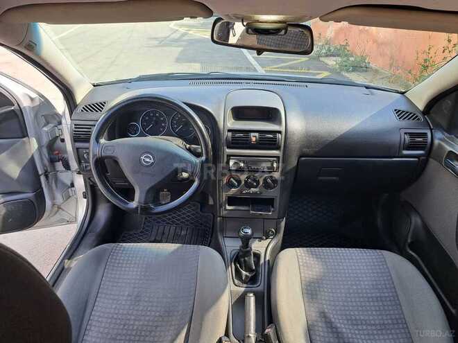 Opel Astra-12