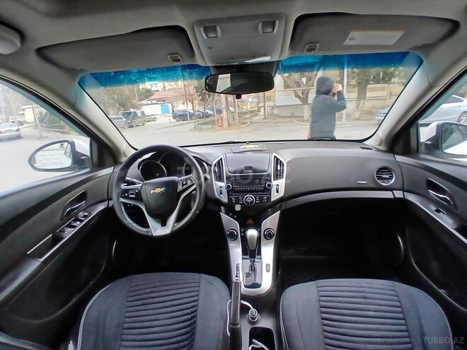 Chevrolet Cruze-5