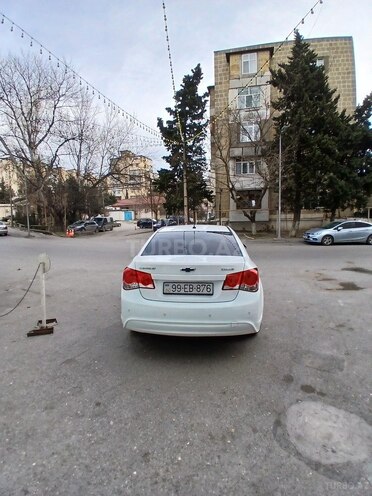 Chevrolet Cruze-2