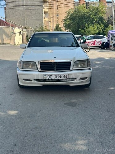 Mercedes C 240-1