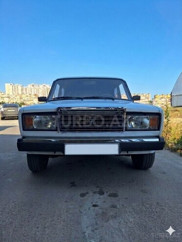 LADA (VAZ) 2107-1