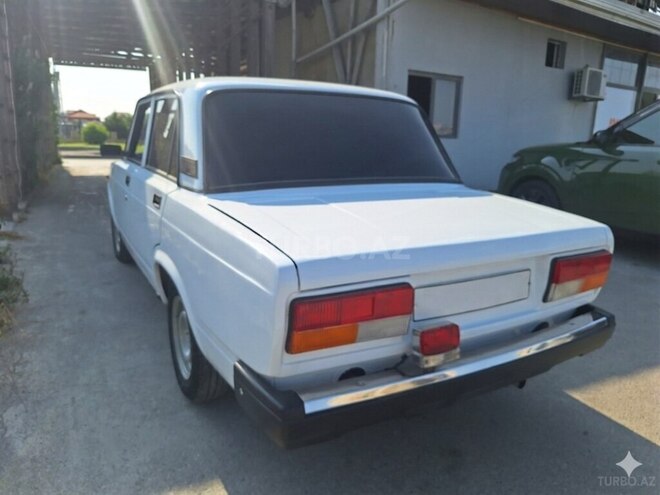 LADA (VAZ) 2107-4