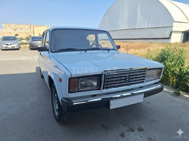 LADA (VAZ) 2107-5