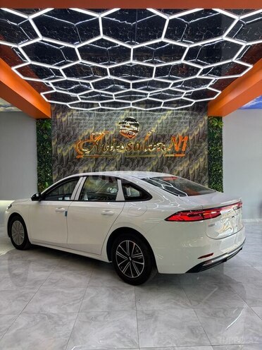 Geely Galaxy A7-6