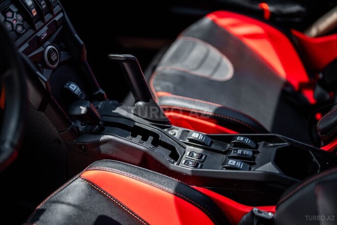Can-Am Maverick X3 Max X DS Turbo RR-14