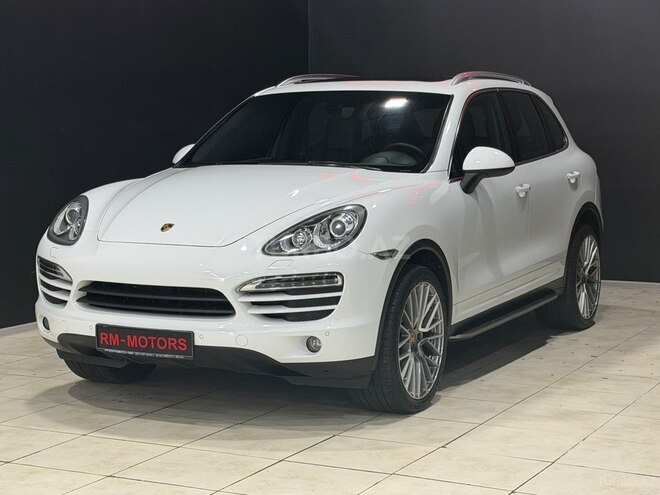 Porsche Cayenne-2