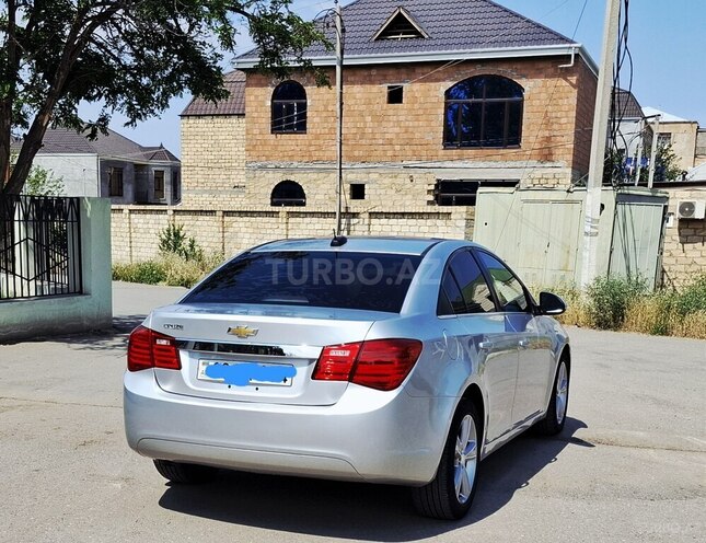 Chevrolet Cruze-5