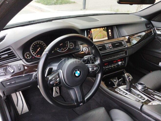 BMW 528-12