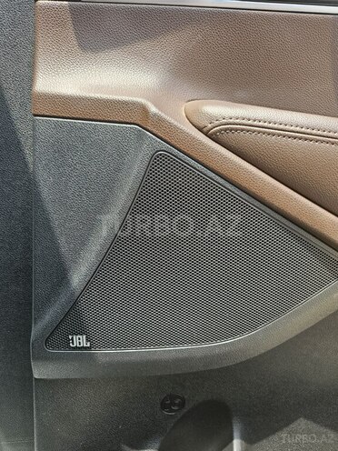 Kia Sorento-14