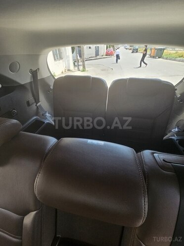 Kia Sorento-21