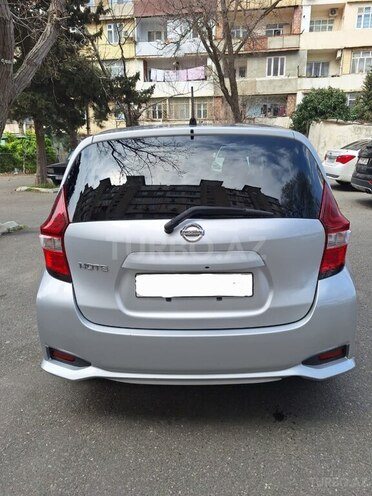 Nissan Note-2