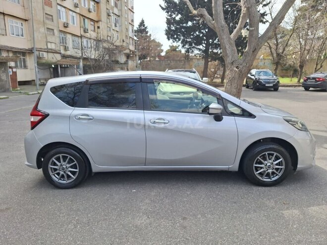 Nissan Note-4