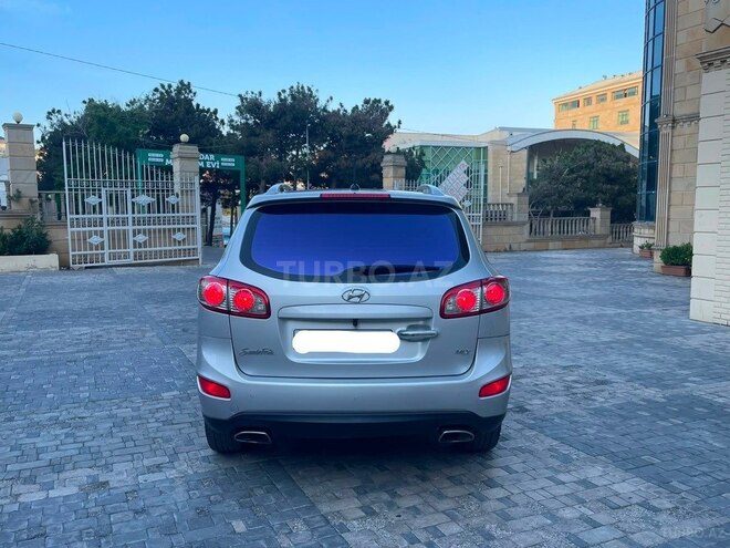 Hyundai Santa Fe-2