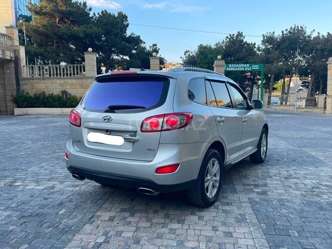 Hyundai Santa Fe-7