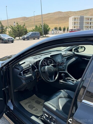 Toyota Camry-6