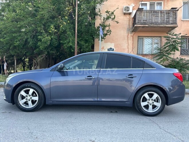 Chevrolet Cruze-9