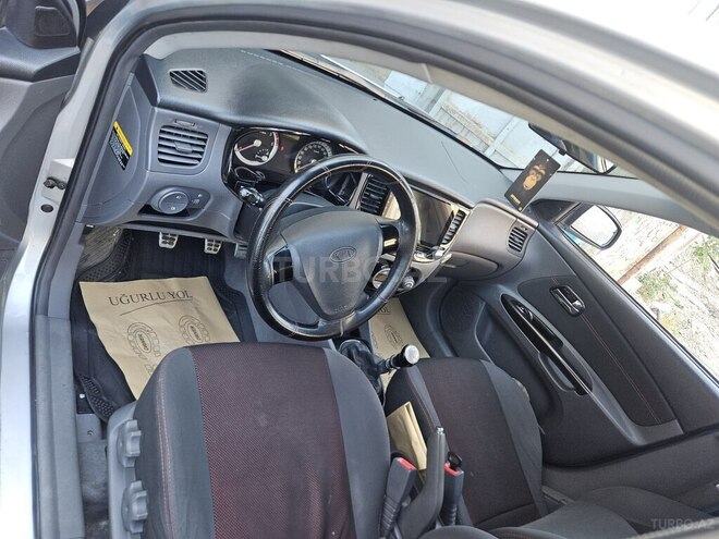 Kia Rio-7