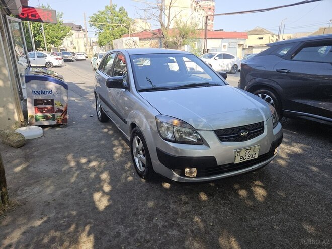 Kia Rio-10