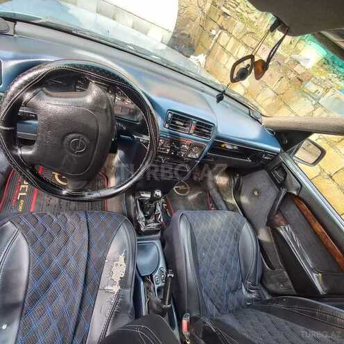 Opel Vectra-9