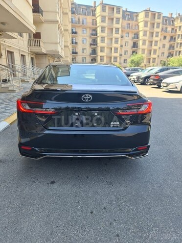 Toyota Camry-3
