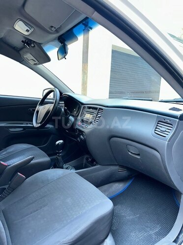 Kia Rio-6