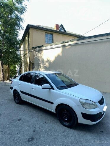 Kia Rio-7