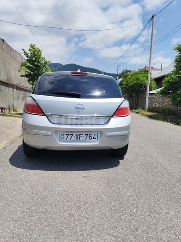 Opel Astra-2