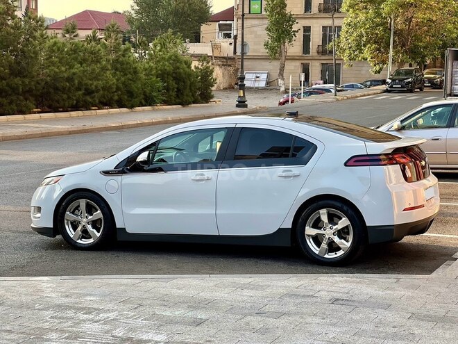 Chevrolet Volt-4