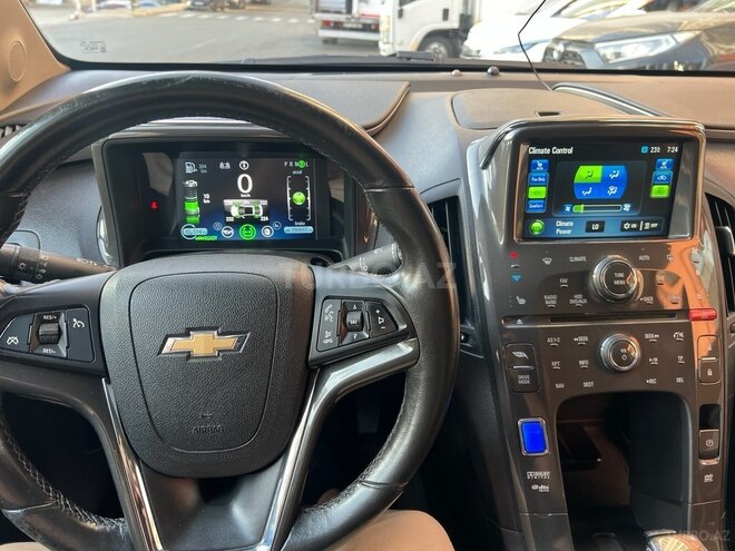 Chevrolet Volt-7