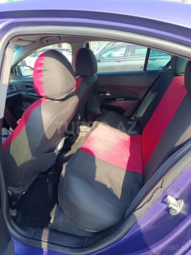 Chevrolet Cruze-9
