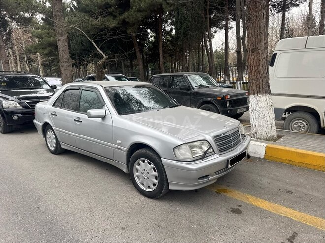 Mercedes C 240-2