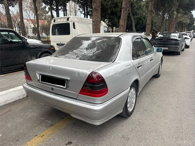 Mercedes C 240-4
