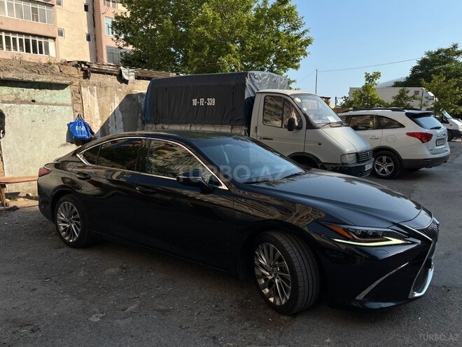 Lexus ES 250-3