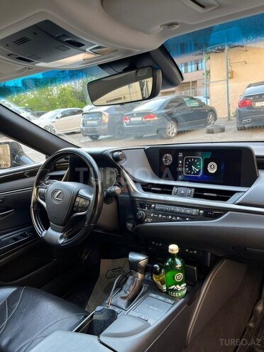 Lexus ES 250-4