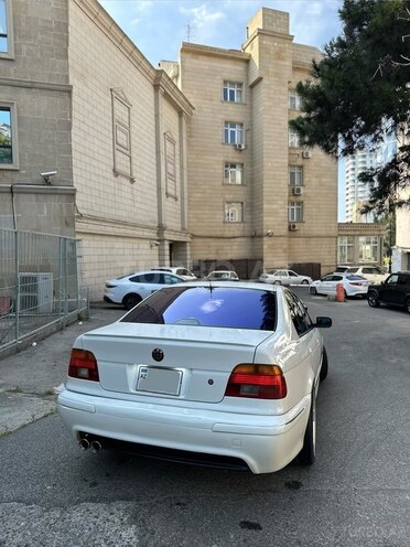 BMW 530-6