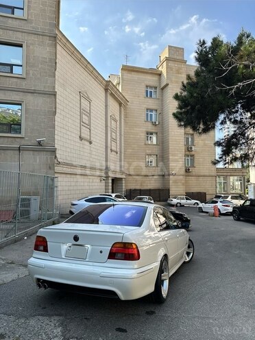 BMW 530-7