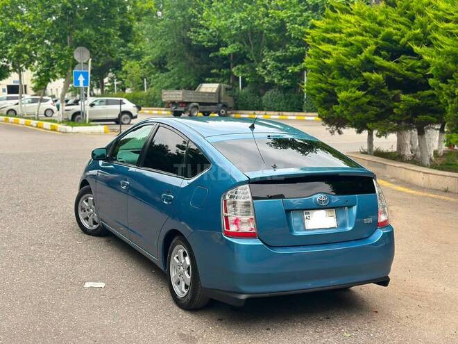 Toyota Prius-6