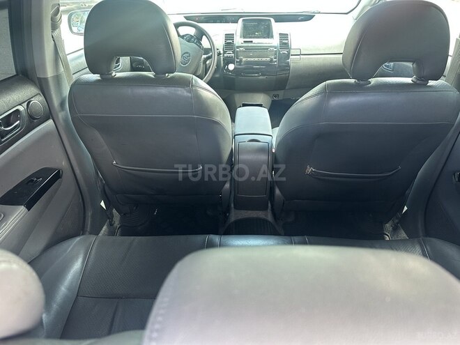 Toyota Prius-19