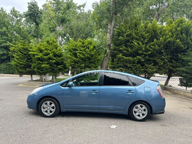 Toyota Prius-9