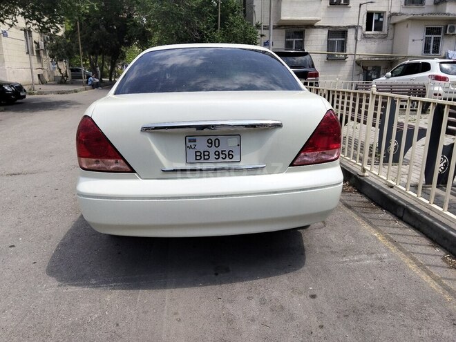 Nissan Sunny-2