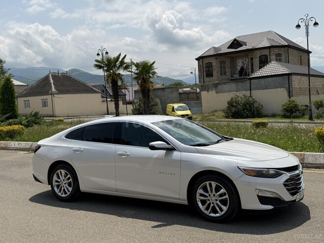 Chevrolet Malibu-5