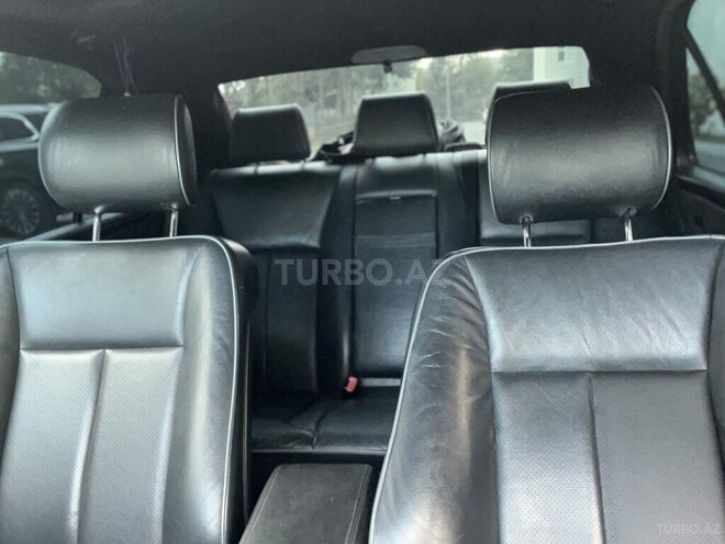 Mercedes E 240-18