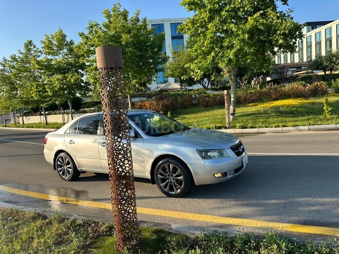 Hyundai Sonata-2