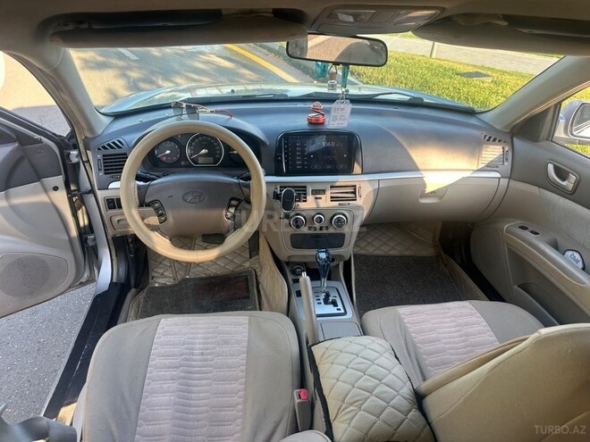 Hyundai Sonata-5