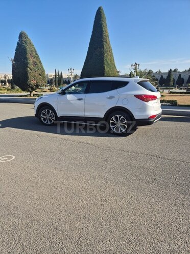 Hyundai Santa Fe-2