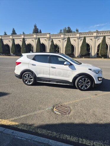 Hyundai Santa Fe-4